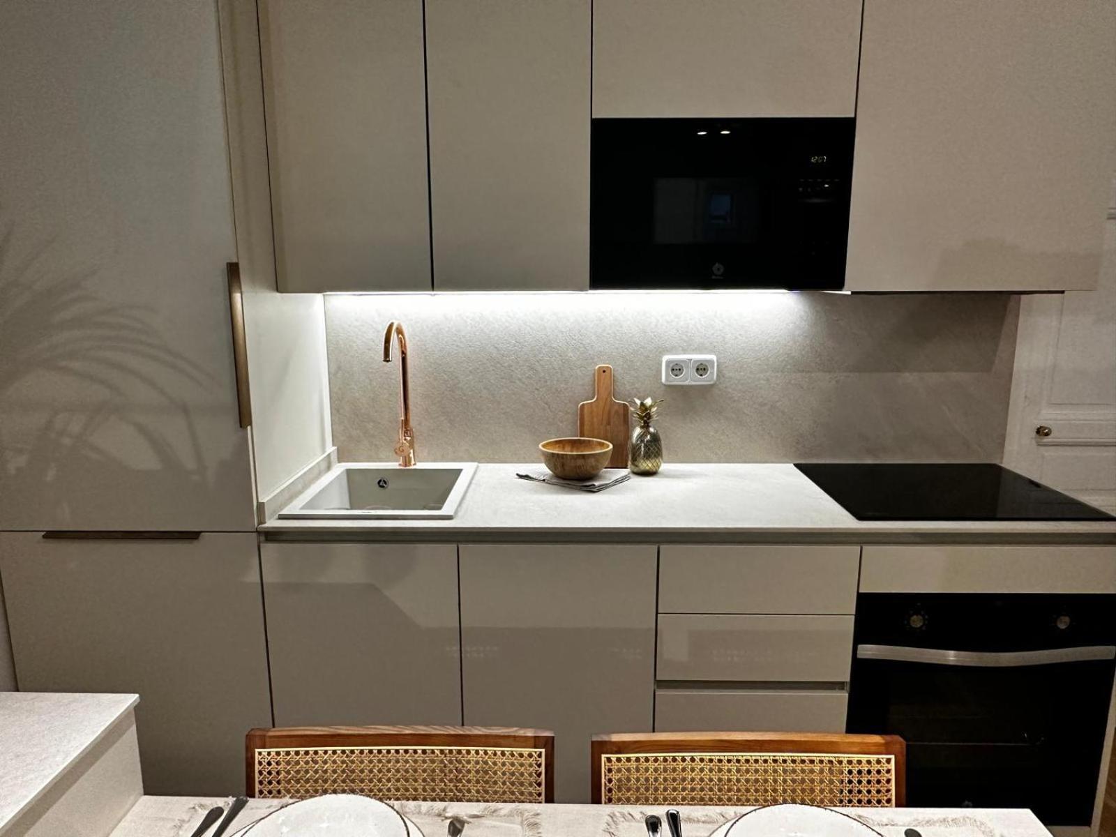 Piso 2 Habitaciones En El Centro Madrid Exterior photo
