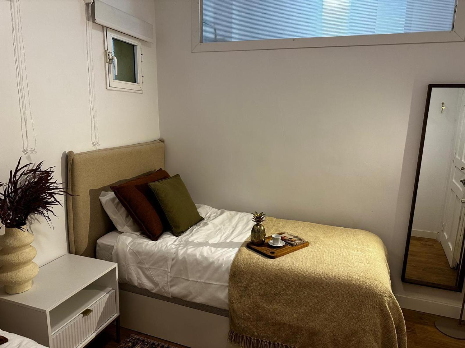 Piso 2 Habitaciones En El Centro Madrid Exterior photo