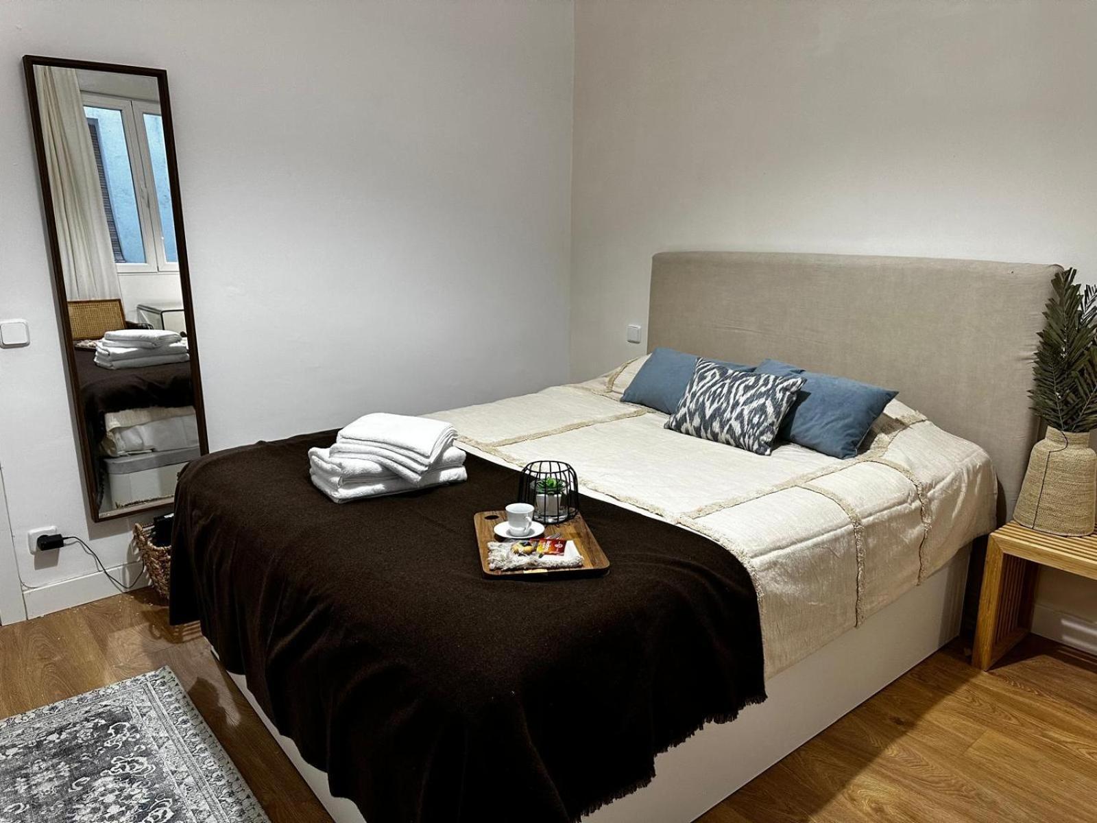 Piso 2 Habitaciones En El Centro Madrid Exterior photo