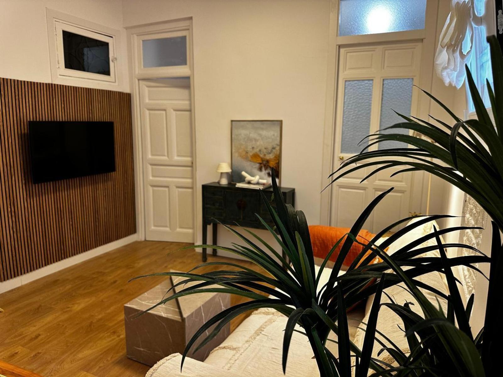 Piso 2 Habitaciones En El Centro Madrid Exterior photo